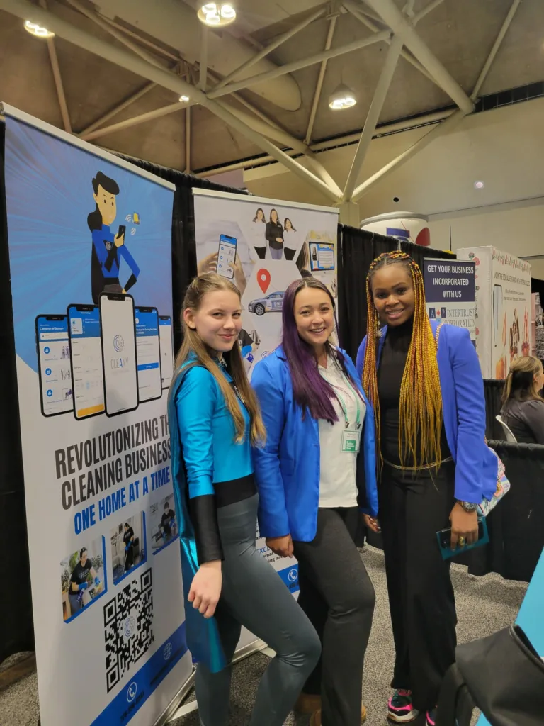 axQroGyEspvm-f0fb33a4-d0e3-4500-aaa2-07aeb0f93f5a